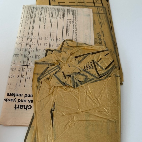 5/$25 sewing pattern woman pant and jacket 1975 size 14 🪡 - Picture 7 of 7